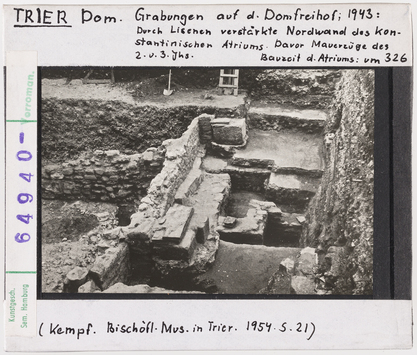 Vorschaubild Trier, Dom: Grabungen auf dem Domfreihof 1943, Nordwand des konstantinischen Atriums 